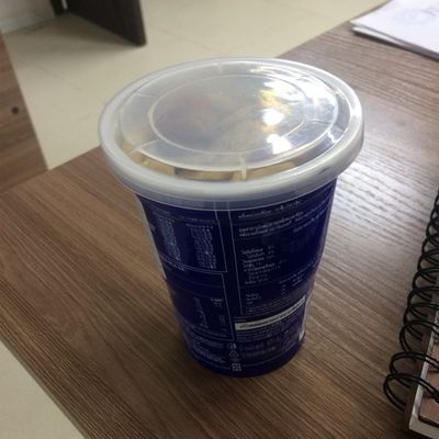 小型Oreoのビスケットのバニラ クリームの機械を形作るプラスチック コップのふたカバー サプライヤー